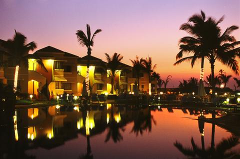 Royal Orchids Garden Hotel & Condominium
