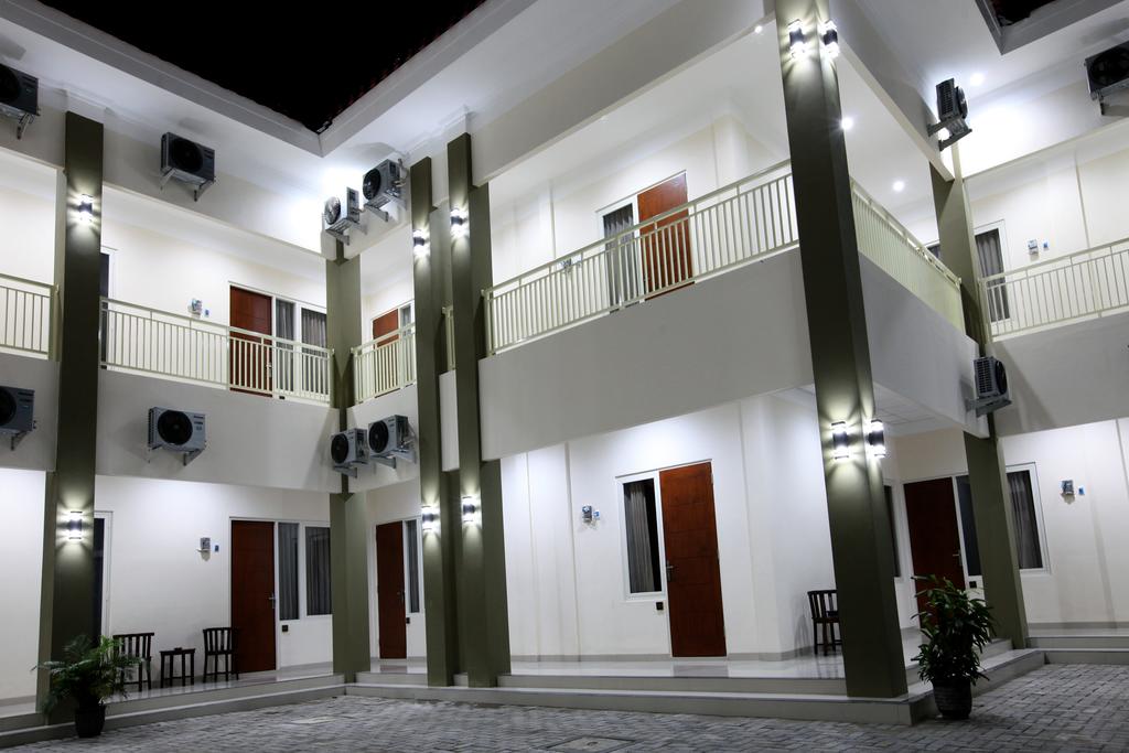 SaraS Hotel Tuban